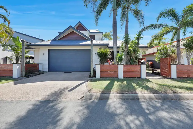 6/4 Bourke Street, Blacks Beach QLD 4740