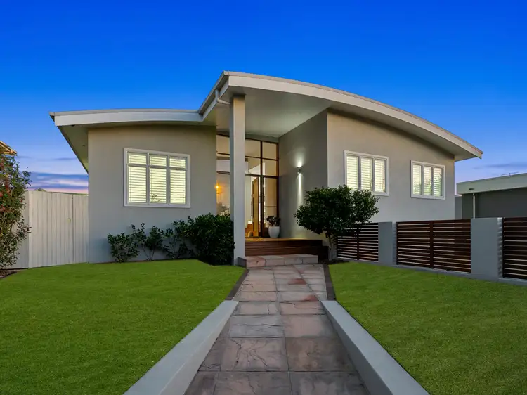 8 Emerald Street, Murarrie QLD 4172