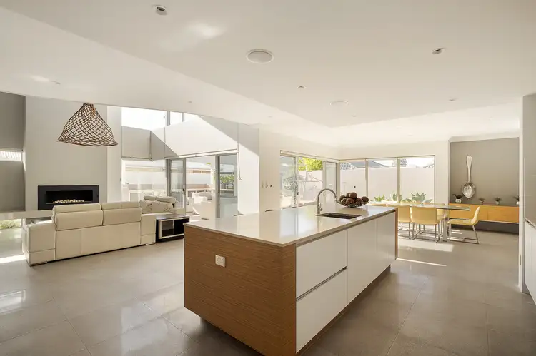 Sixth view of Homely house listing, 15 Foundry Turn, Harrisdale WA 6112