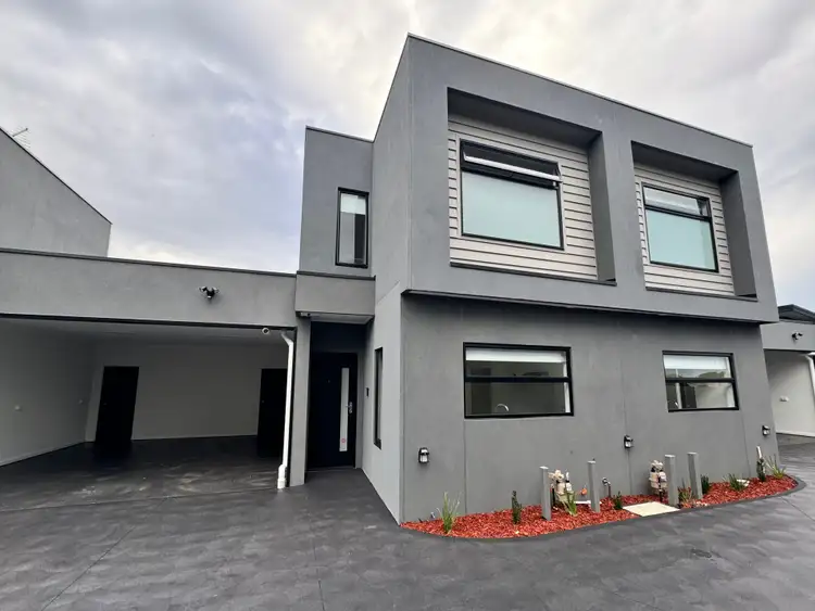 Main view of Homely townhouse listing, 7/4-6 Evans Court, Broadmeadows VIC 3047