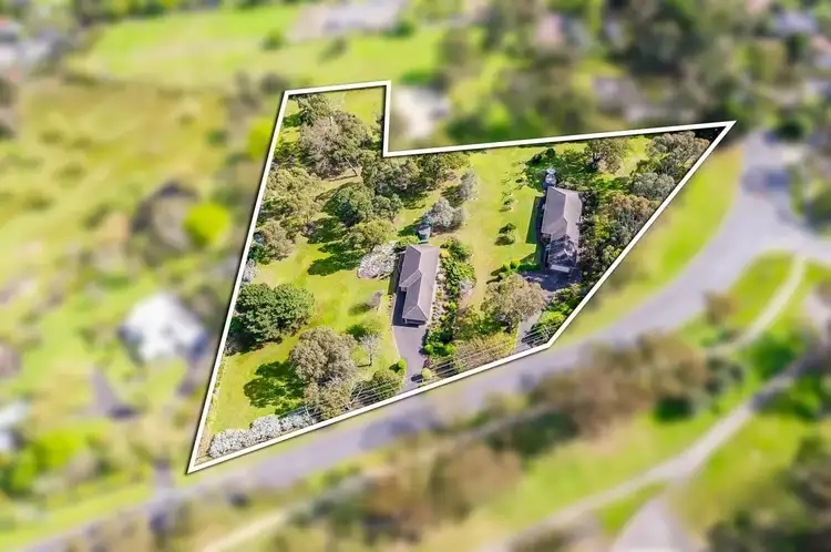 299-303 Hallam North Road, Endeavour Hills VIC 3802