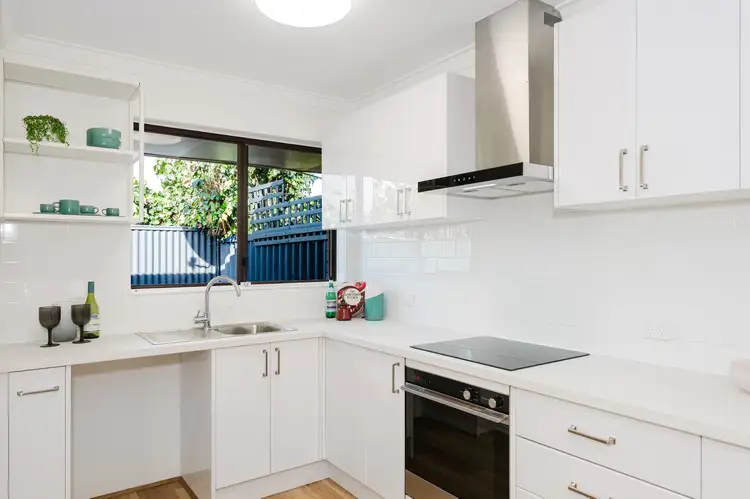 Fourth view of Homely unit listing, 2/9 Adrian Street, Palmyra WA 6157