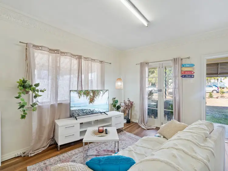 99 Anzac Road, Carina Heights QLD 4152
