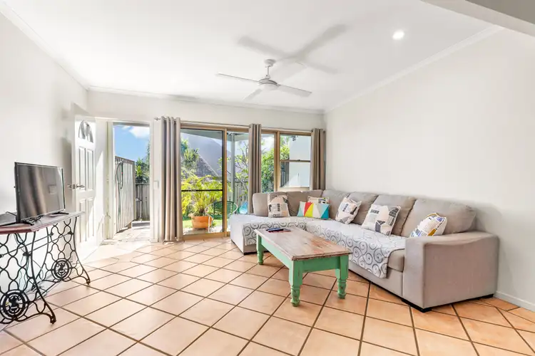 Second view of Homely unit listing, 2/21-25 Cumming Parade, Point Lookout QLD 4183