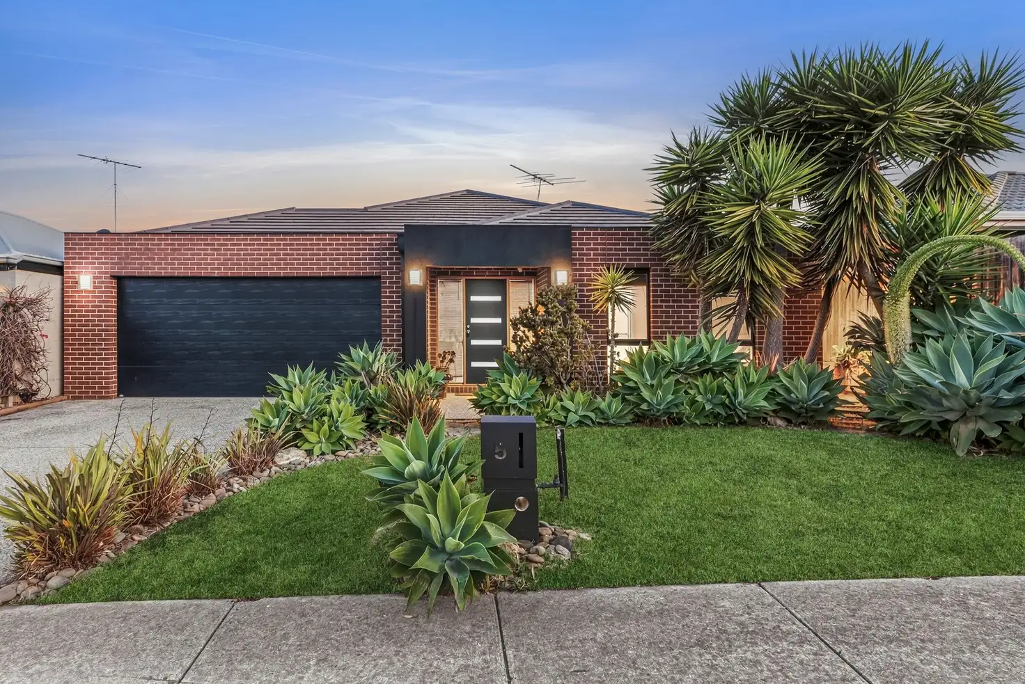 Ocean Grove 3房  Custom Design Meets Energy Efficiency