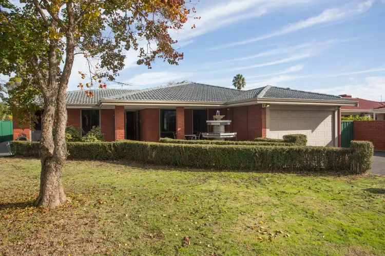 31 Rosmead Avenue, Beechboro WA 6063