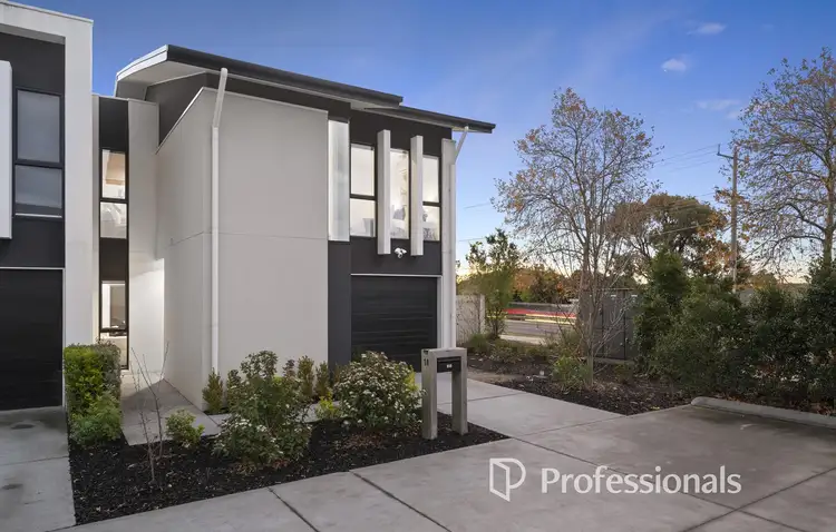 14 Amadeo Way, Chirnside Park VIC 3116