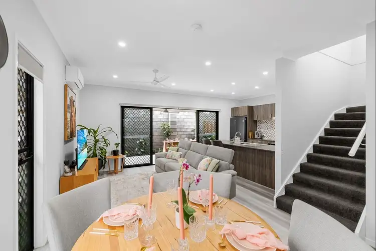 38 Central Drive