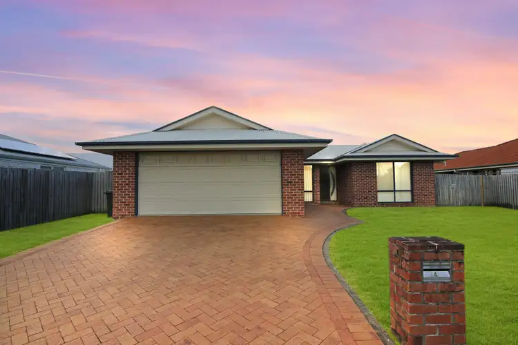 4 Cambridge Way, Urraween QLD 4655