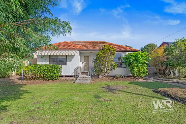 11 Dickson Street, Spencer Park WA 6330