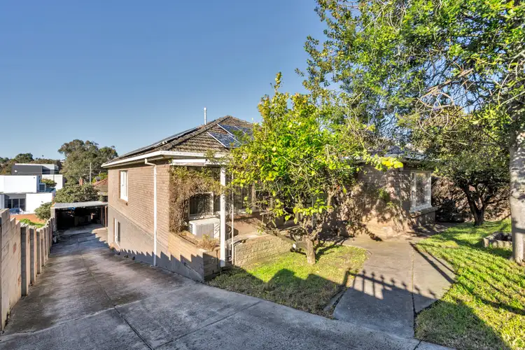 4 Brisbane Street, Strathmore VIC 3041
