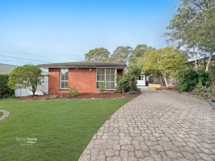 12 Grosvenor Street, Frankston South VIC 3199