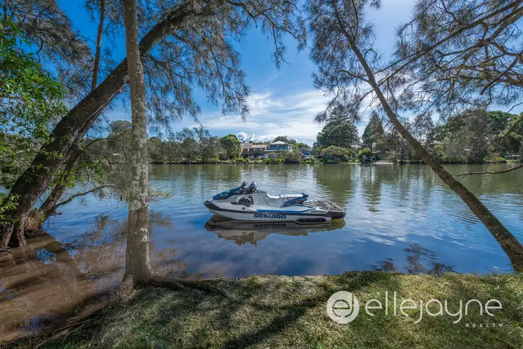 11a Anzac Parade, Toronto NSW 2283