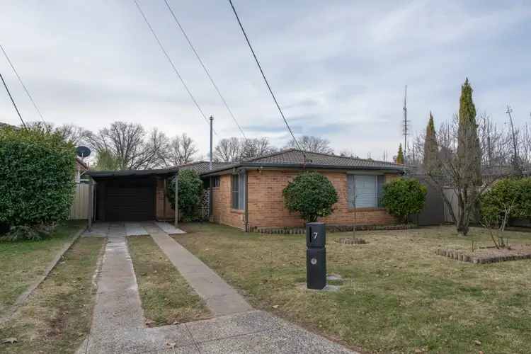 7 Lesbos Place, Orange NSW 2800