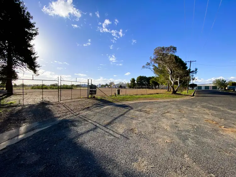 2-6 Orion Place, Parkes NSW 2870