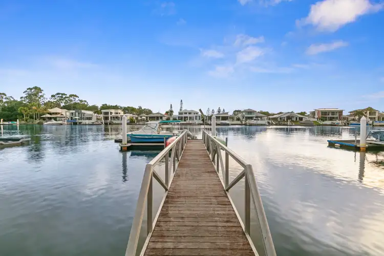 11 Godwin Place, Pelican Waters QLD 4551