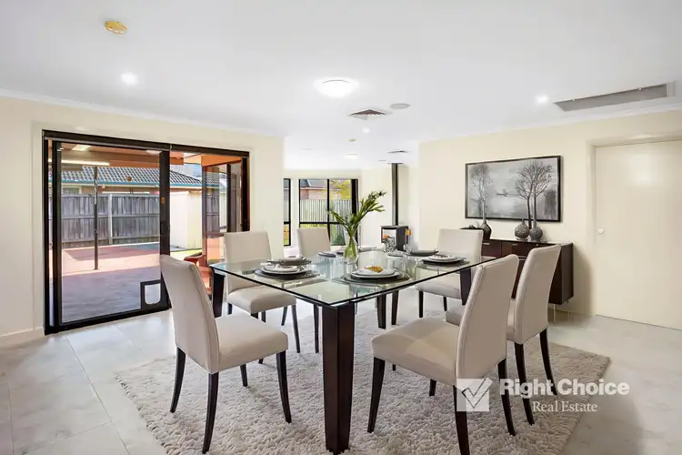 Fifth view of Homely house listing, 2 Highland Park Drive, Horsley NSW 2530