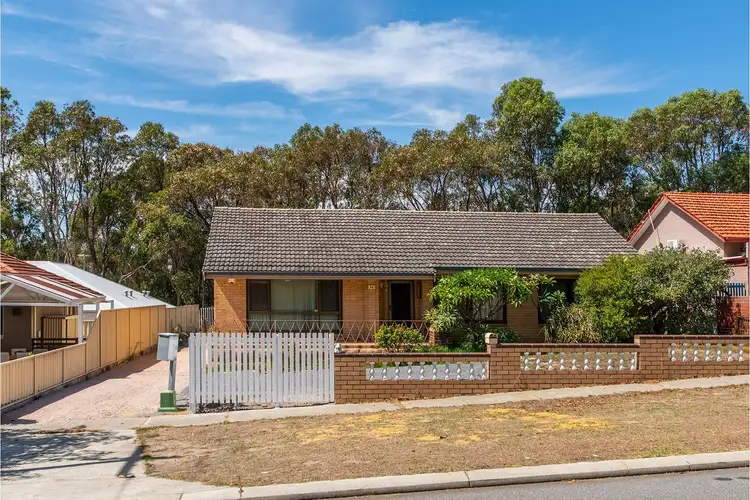 54 Bromley Road, Hilton WA 6163