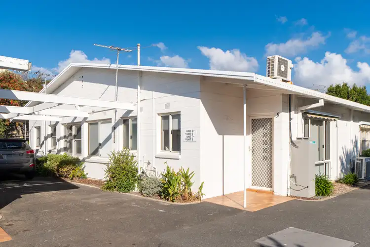 6 Nolan Street