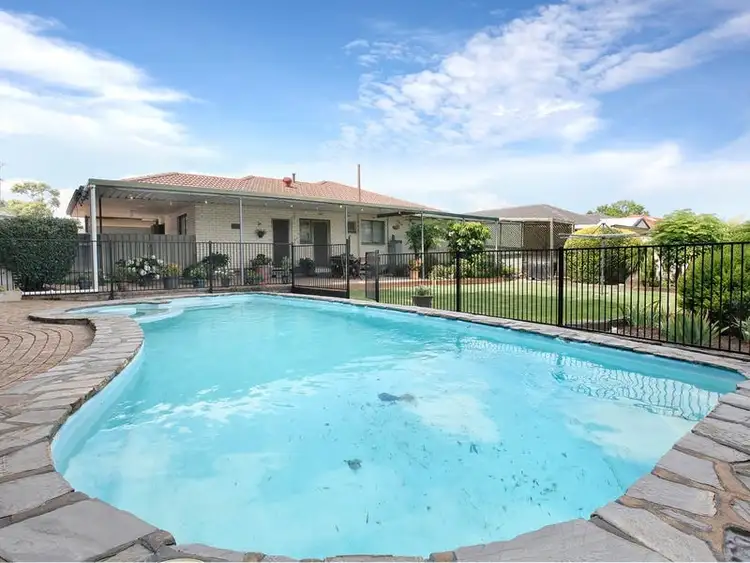 14 College Avenue, Valley View SA 5093