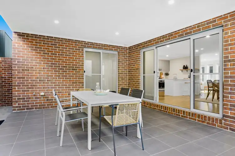 Sixth view of Homely townhouse listing, 2/11 Valley View Crescent, Albion Park NSW 2527