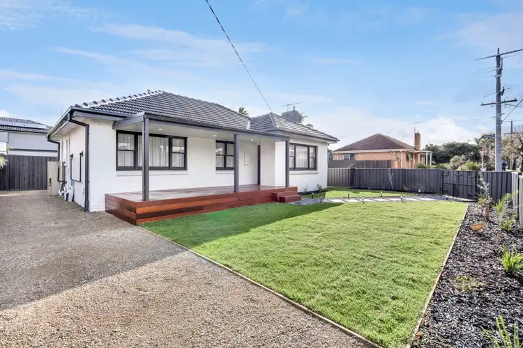 9 Thomas Street, Airport West VIC 3042