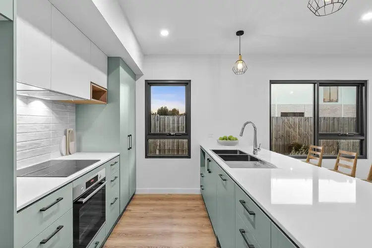 Fifth view of Homely unit listing, 2/42 Bellarine Highway, Queenscliff VIC 3225