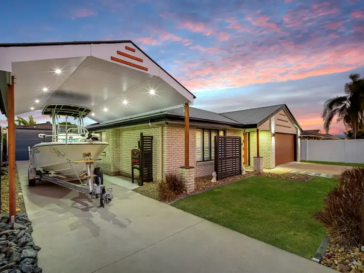 86 Hansen Street, Urangan QLD 4655