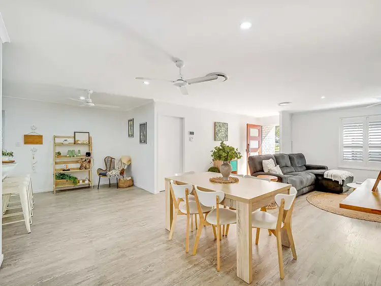 Sixth view of Homely house listing, 86 Hansen Street, Urangan QLD 4655