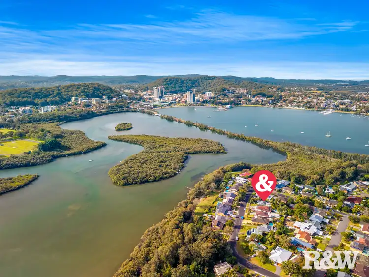 Second view of Homely house listing, 27 Matthews Parade, Point Clare NSW 2250