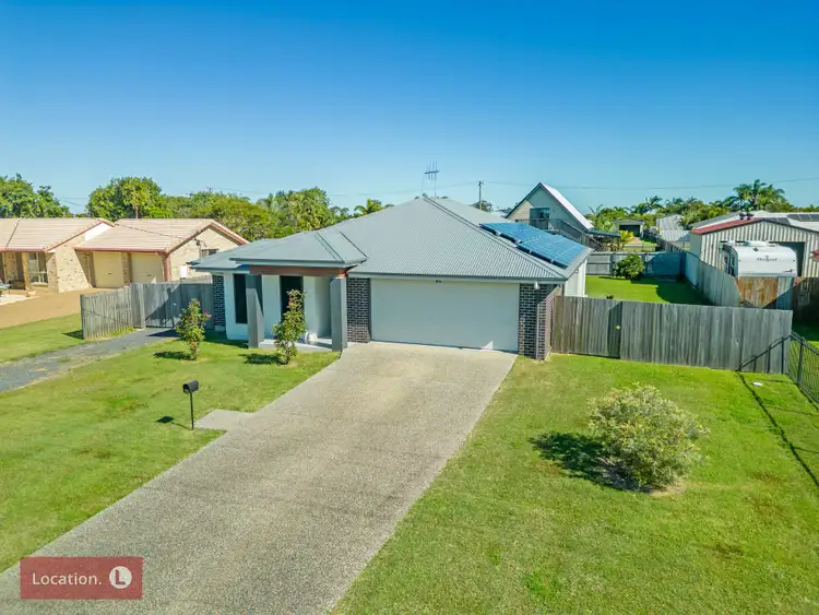 15 Shell Street, Burnett Heads QLD 4670