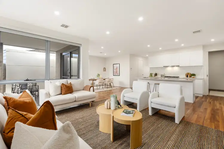 Third view of Homely house listing, 40 Vista Drive, Keilor East VIC 3033