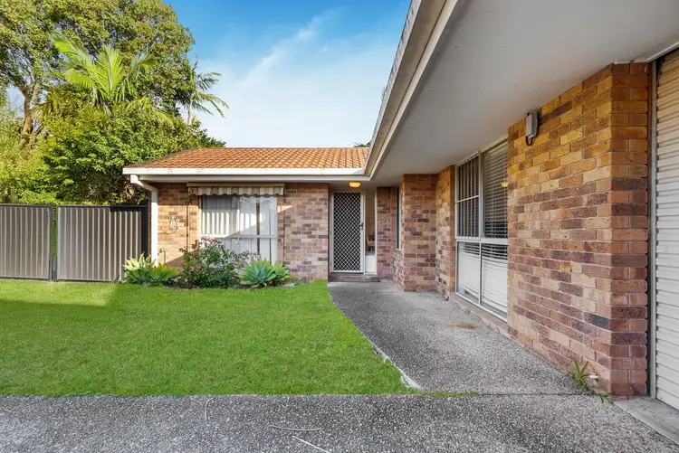 2/10 Ash Court, Arundel QLD 4214