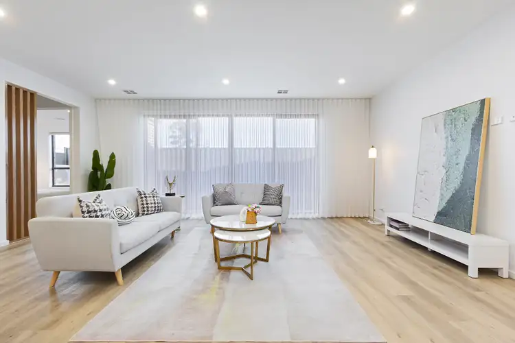 Fourth view of Homely house listing, 34 Clara Court, Greenvale VIC 3059