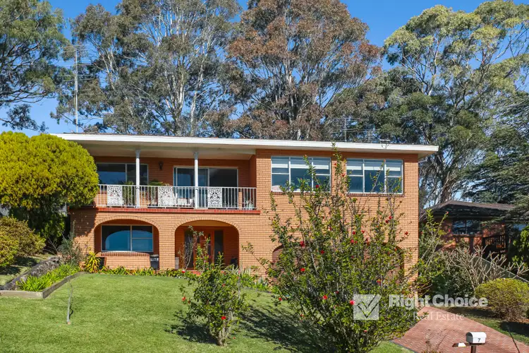 7 Neave Avenue, Figtree NSW 2525