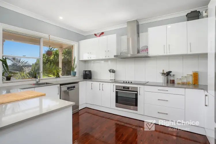 Second view of Homely house listing, 7 Neave Avenue, Figtree NSW 2525