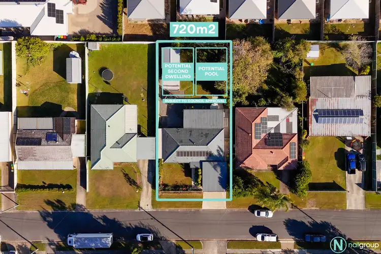 10 Pine Street, Hillcrest QLD 4118