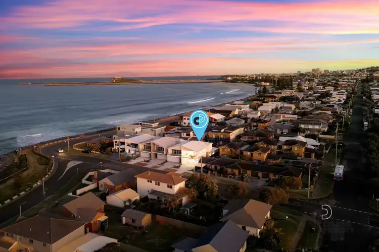 1/19 Stone Street, Stockton NSW 2295