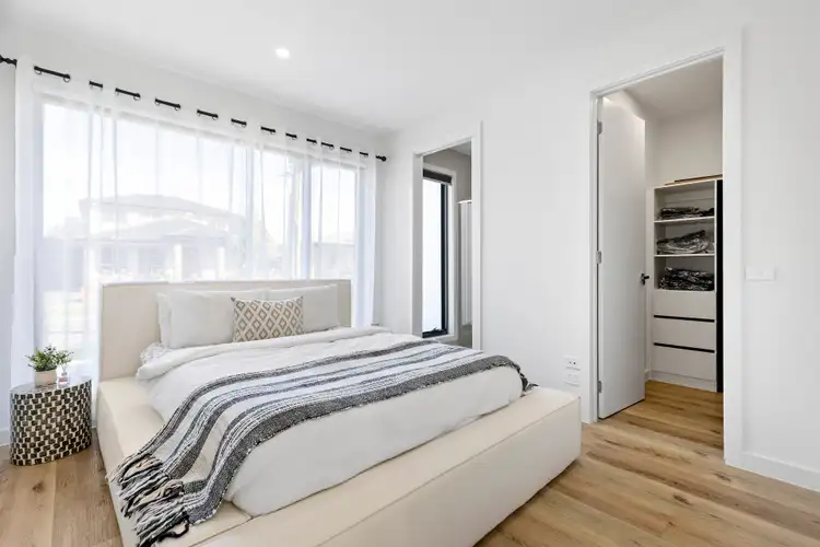 Sixth view of Homely townhouse listing, 2 Linacre Crescent, Gladstone Park VIC 3043