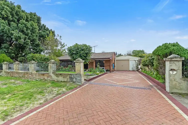 9 Bilby Road, Girrawheen WA 6064