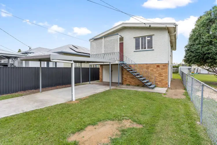 9 Burralong St, Deagon QLD 4017