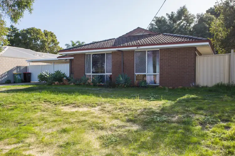 Second view of Homely house listing, 21 Tewson Road, Camillo WA 6111