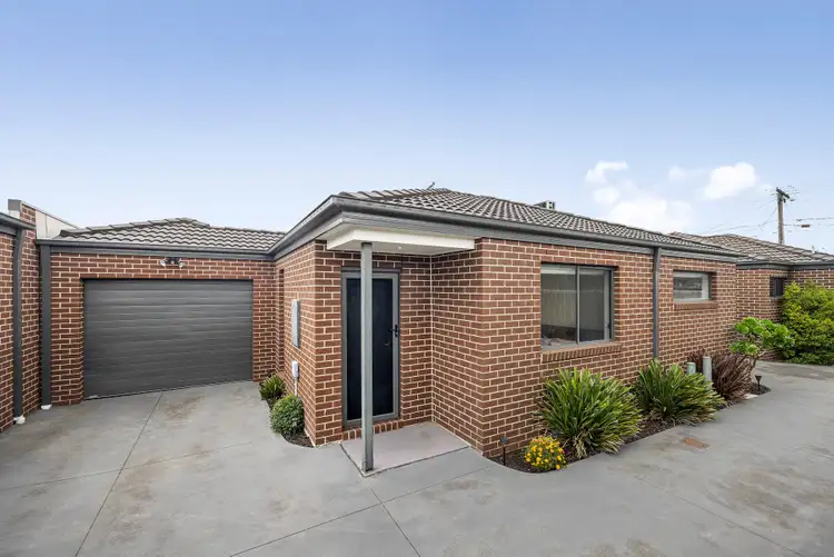 Main view of Homely unit listing, 2/62 McIntosh Street, Airport West VIC 3042