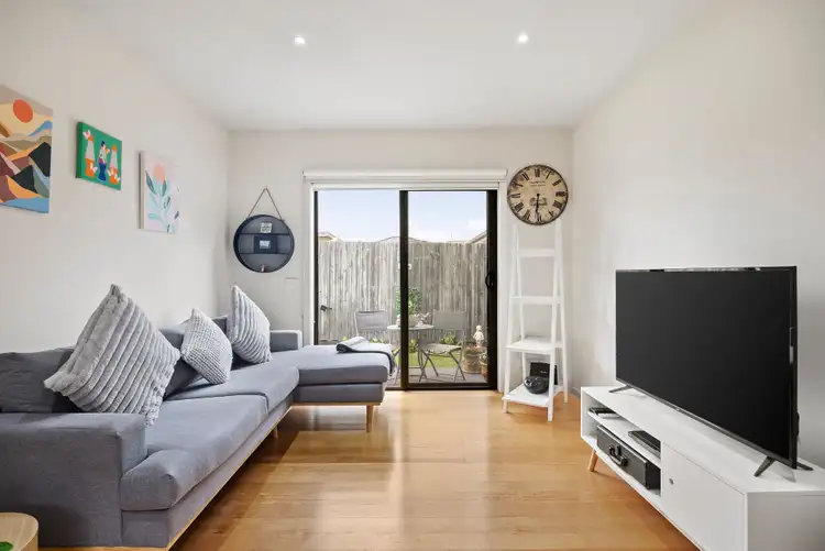 Sixth view of Homely unit listing, 2/62 McIntosh Street, Airport West VIC 3042