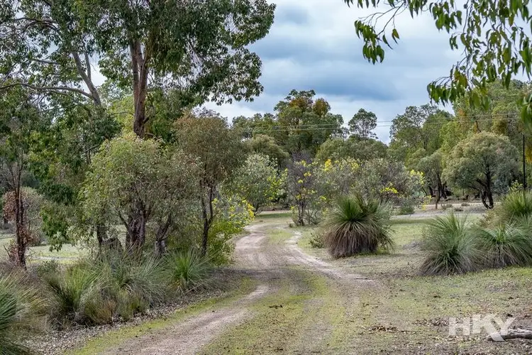 18 Heron Hill, Chittering WA 6084