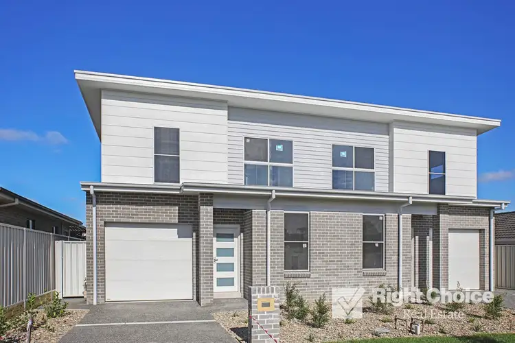 Main view of Homely townhouse listing, 5 Lacebark Way, Albion Park Rail NSW 2527