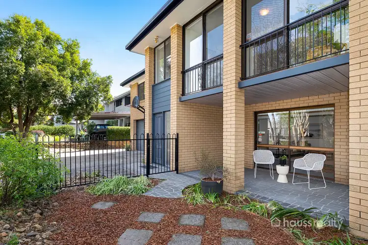 32 Rinora Street, Corinda QLD 4075
