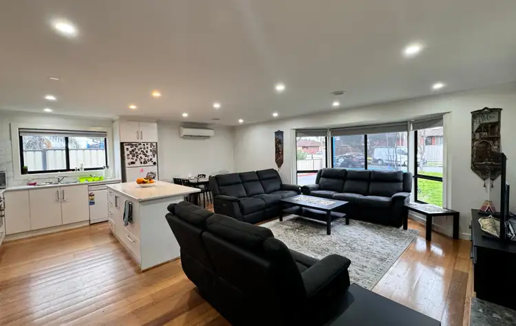 Main view of Homely unit listing, 1/4 Remo Place, Tullamarine VIC 3043
