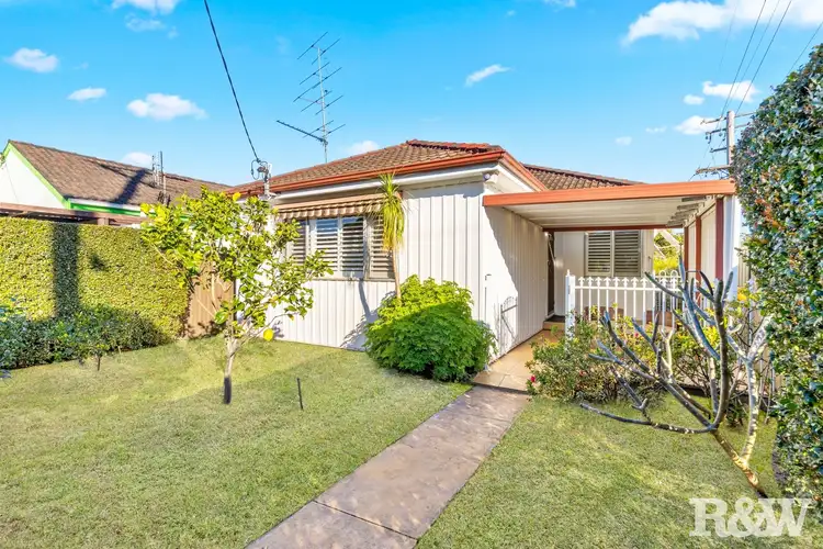 84 Mcmasters Road, Woy Woy NSW 2256