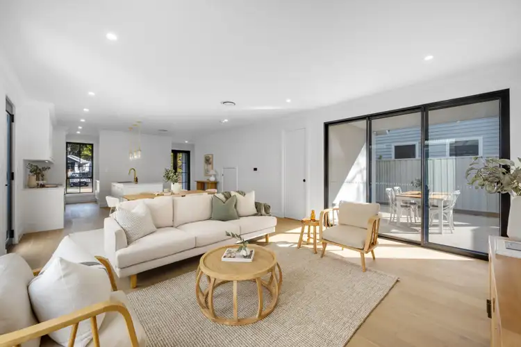 12a Akuna Street, Keiraville NSW 2500